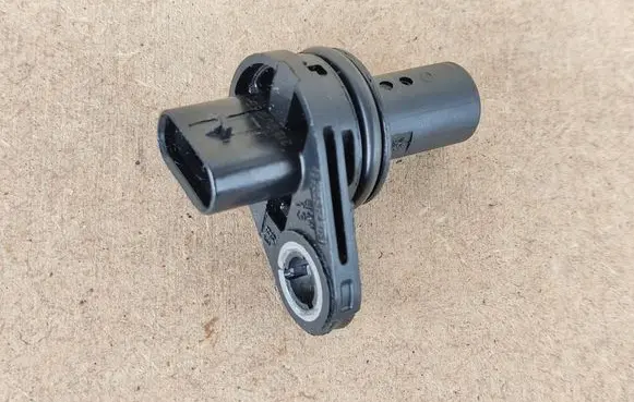BMW 2 F22 F23 Camshaft speed sensor 8644374