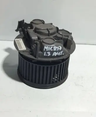 Nissan Micra Heater fan/blower F667217D 5070