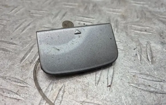 BMW 7 E65 E66 Front tow hook cap/cover 7142166 51117142166