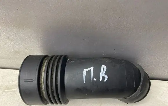 Citroen Berlingo Air intake hose/pipe 