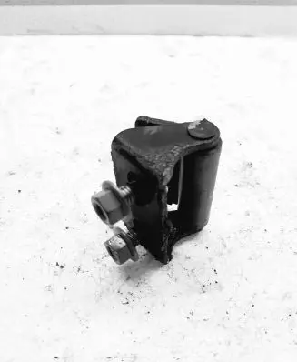 Mitsubishi Grandis Rear door lower hinge