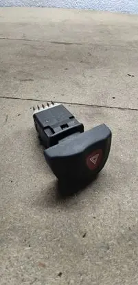 Renault Scenic I Hazard light switch 841043 3487
