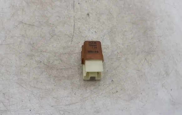 Nissan X-Trail T30 Other relay 2523079964 30216B