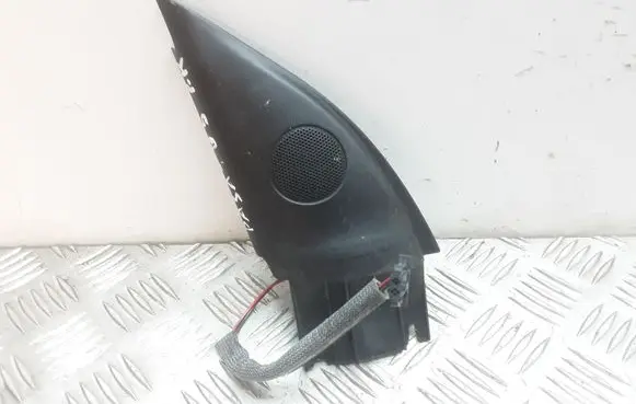 Volkswagen PASSAT B5 Front door high frequency speaker 3B035411B