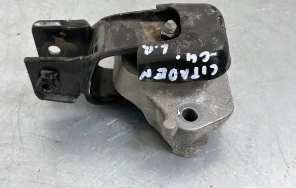 Citroen C4 SpaceTourer Engine mount bracket 960489068C