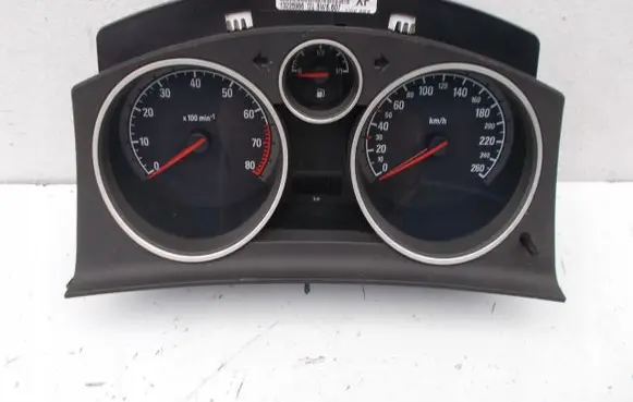Opel Astra H Speedometer (instrument cluster) 13225986
