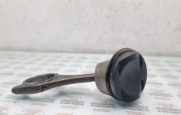 Audi Q7 4L Piston with connecting rod 84P43