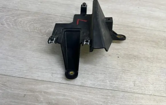 Porsche Cayenne (92A) Blind spot radar bracket 7P5907509J 95861850910