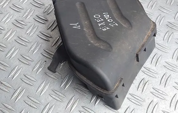 Seat Exeo (3R) Air intake duct part 8E0129617D