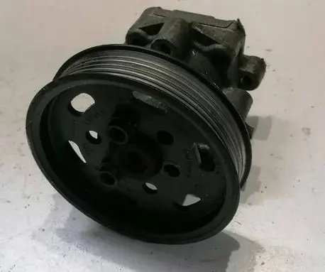 Volkswagen Caddy Power steering pump pulley 038145255B
