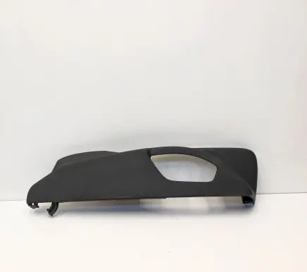 Volvo XC70 Front door seat control surround trim 39892981