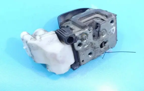 Alfa Romeo 147 Front door lock IMPRK1040327