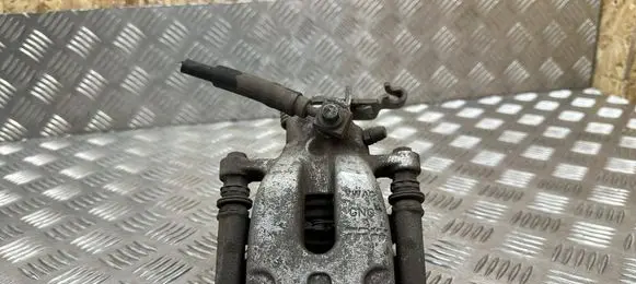 Skoda Octavia Mk3 (5E) Rear brake caliper