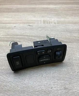 Toyota Avensis T250 Wing mirror switch 8415205051 TR8801