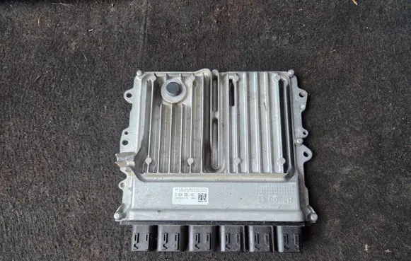 BMW X3 G01 Engine control unit/module 5A24336 030479399