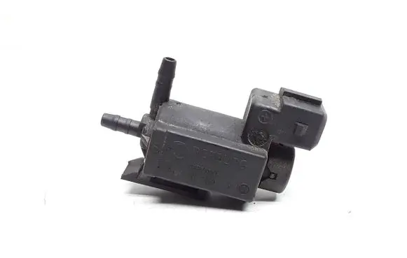 Volvo XC90 Vacuum valve 30611668 72224010