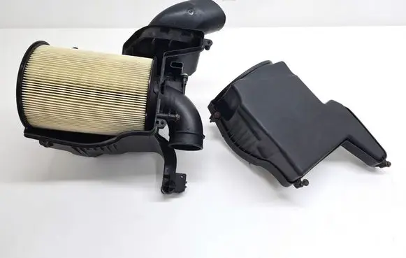 Air filter box