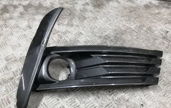Toyota Corolla E160 E170 Front fog light trim/grill 8148102630 8148102660