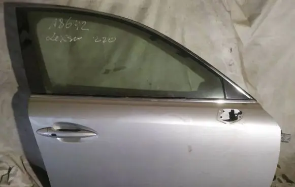 Lexus IS 220D-250-350 Front door pilkos