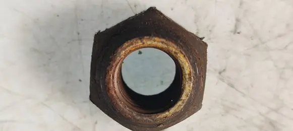 Toyota Corolla Verso AR10 Nuts/bolts 
