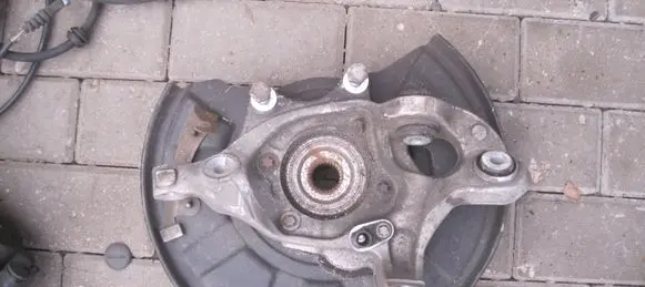 Mercedes-Benz E W212 Rear wheel hub spindle/knuckle 
