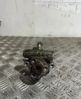 Volkswagen Golf IV Power steering pump 1J0422154A
