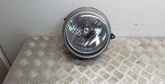 Jeep Cherokee III KJ Headlight/headlamp 55157140