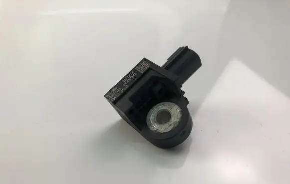 KIA Sorento Airbag deployment crash/impact sensor 959302P000