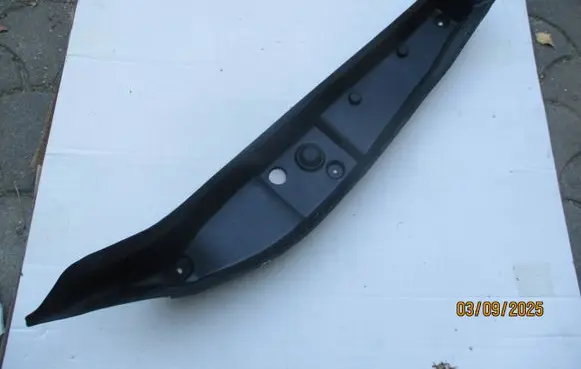 Mercedes-Benz GLC C254 Fender end trim A2548890000