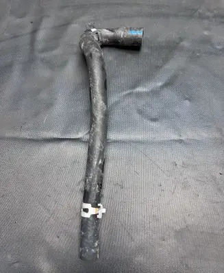 Toyota Hilux VIII Engine coolant pipe/hose 63475236846347