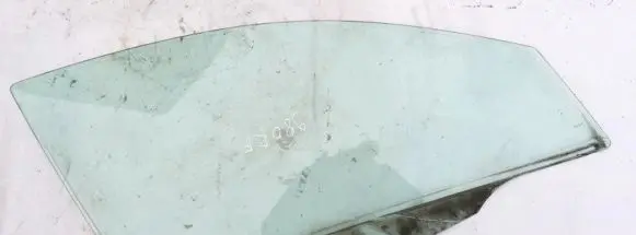 Mazda 3 I Front door window glass four-door