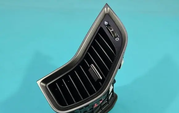 Hyundai Santa Fe Dash center air vent grill 974104Z000 IMPRK1564478