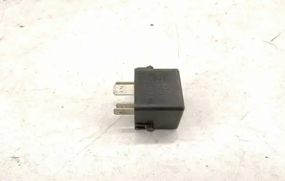 Mercedes-Benz A W168 Cruise control relay A0025421319 0025421319