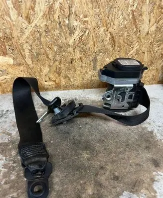 Mercedes-Benz R W251 Front seatbelt 603372200 008L000