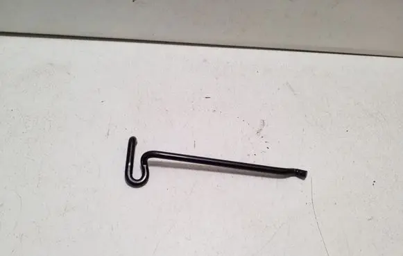 Battery bracket