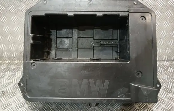 Battery box tray