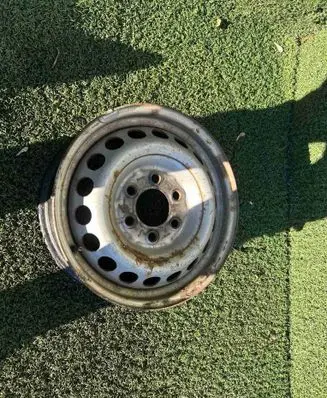 Mercedes-Benz Sprinter W906 R16 steel rim A0014014802 0014014802