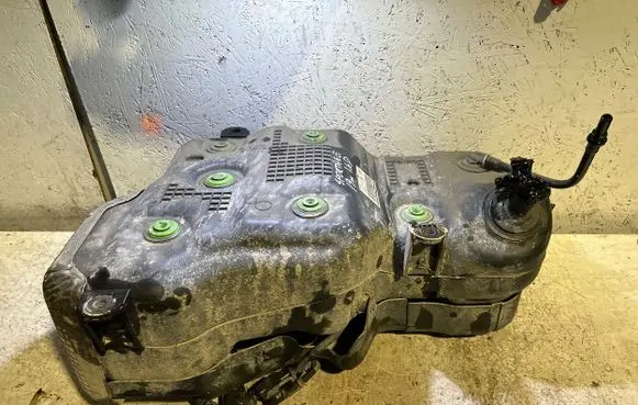 KIA Sportage AdBlue liquid reservoir 31500D7900 0184606