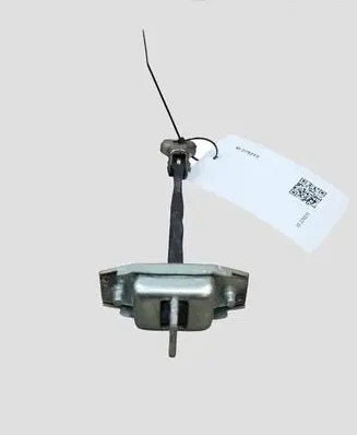 Toyota Yaris Front door check strap stopper