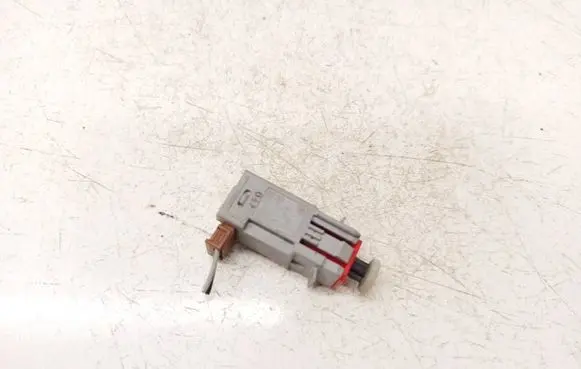 Opel Zafira B Brake pedal sensor switch 55701396