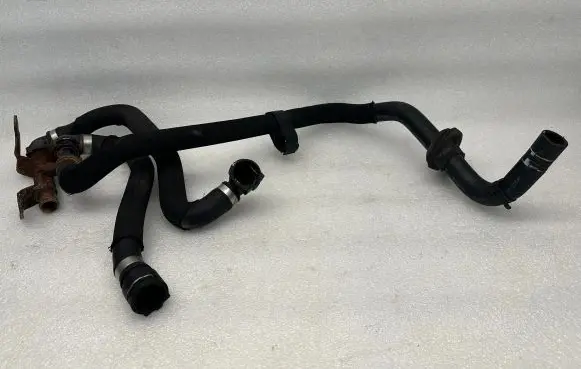 Audi A4 S4 B7 8E 8H Engine coolant pipe/hose 8E08819672 8E0819673 8E1819350AF