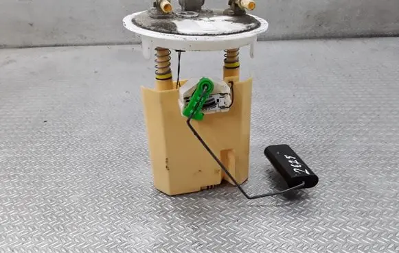 Dacia Logan I Fuel level sensor 