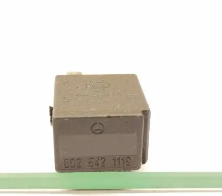 Mercedes-Benz C W203 Other relay 0025421119