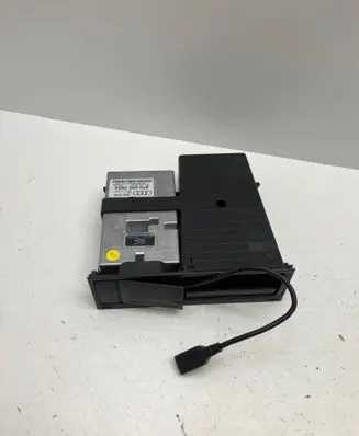 Audi A4 S4 B8 8K Head unit multimedia control 8T0035785A V290007000