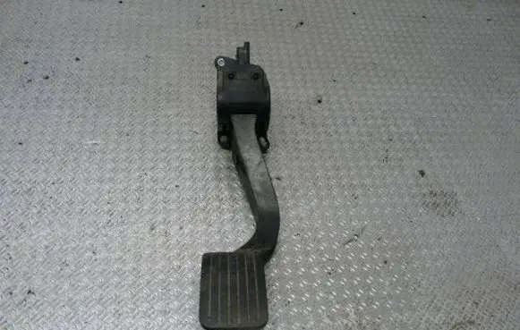 Citroen C4 I Picasso Accelerator throttle pedal 9654725380 0280755044
