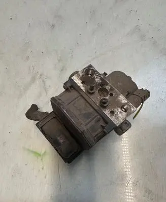 Volkswagen PASSAT B5 ABS Pump 4B0614517H