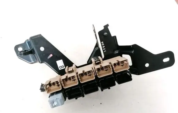 Subaru Legacy Fuse box set 88881AJ030 RC5101