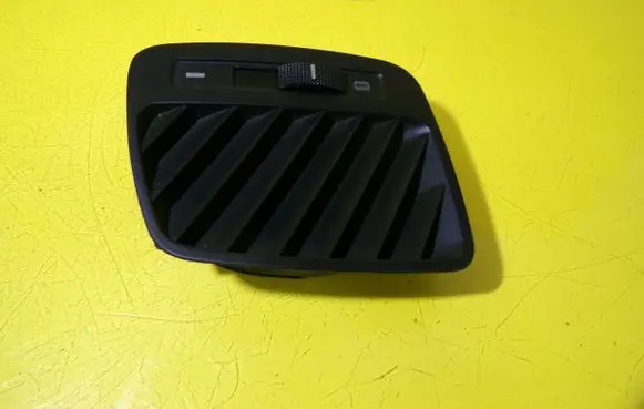 Audi A6 S6 C5 4B Dashboard side air vent grill/cover trim 4B0819793