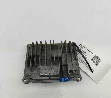 Mercedes-Benz E A207 LED ballast control module A2C73680105 A2129005324