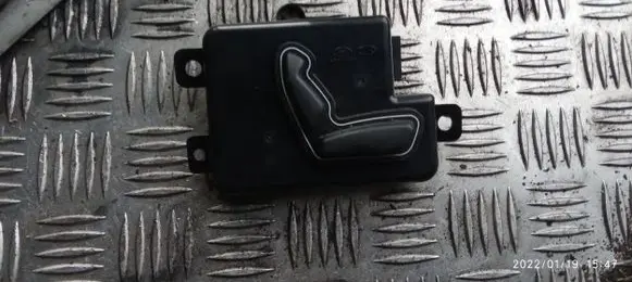 KIA Carnival Seat control switch 889904D000